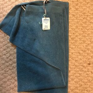 Norwex teal hand towel